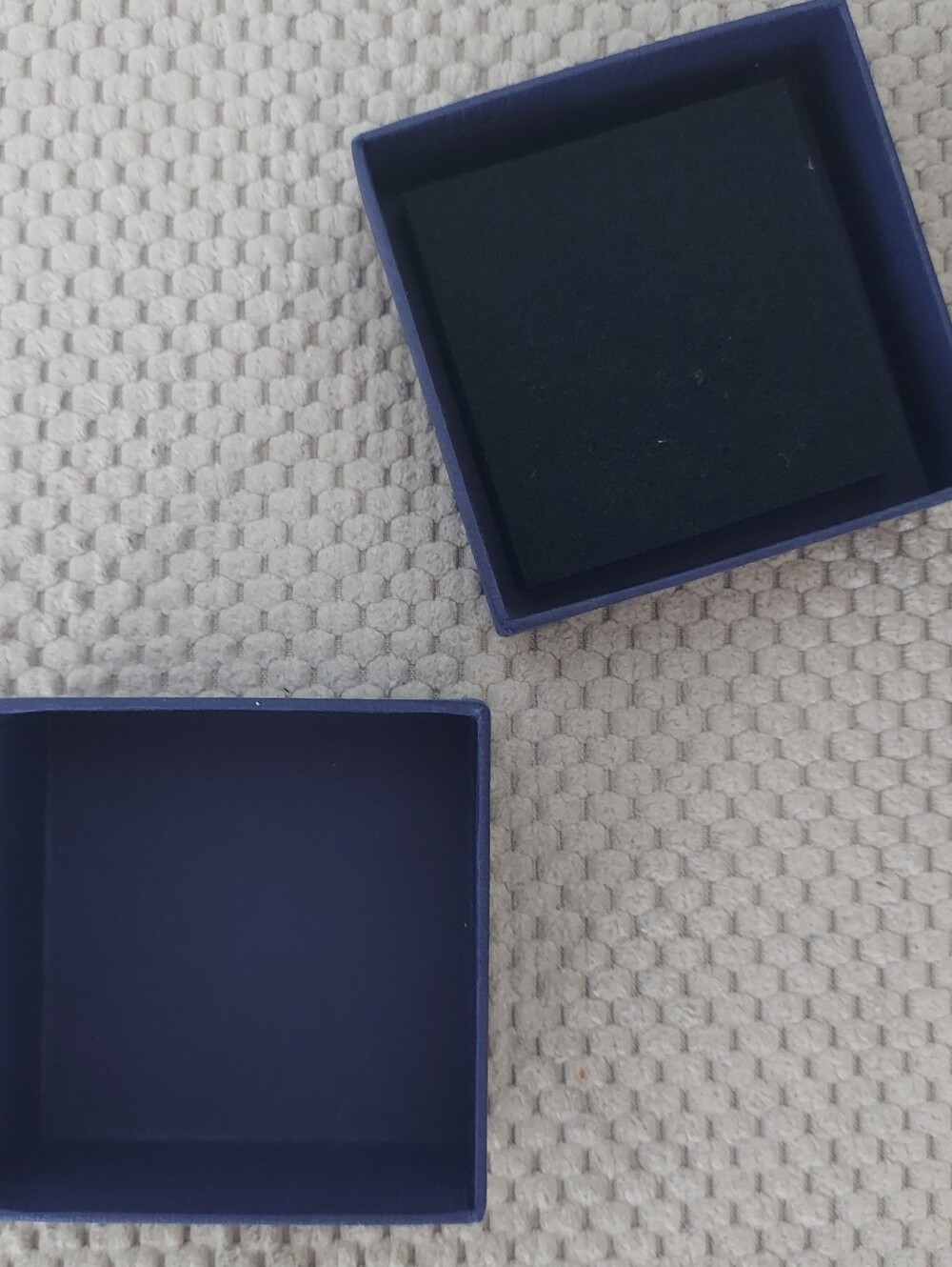 Swarovski Dark Blue Presentation Box with Silver Logo - Picture 2 of 3